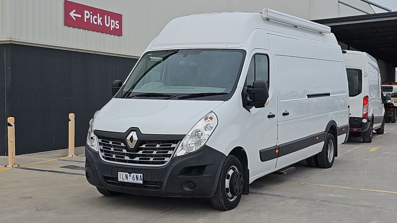 2017 Renault Master Camper Van 