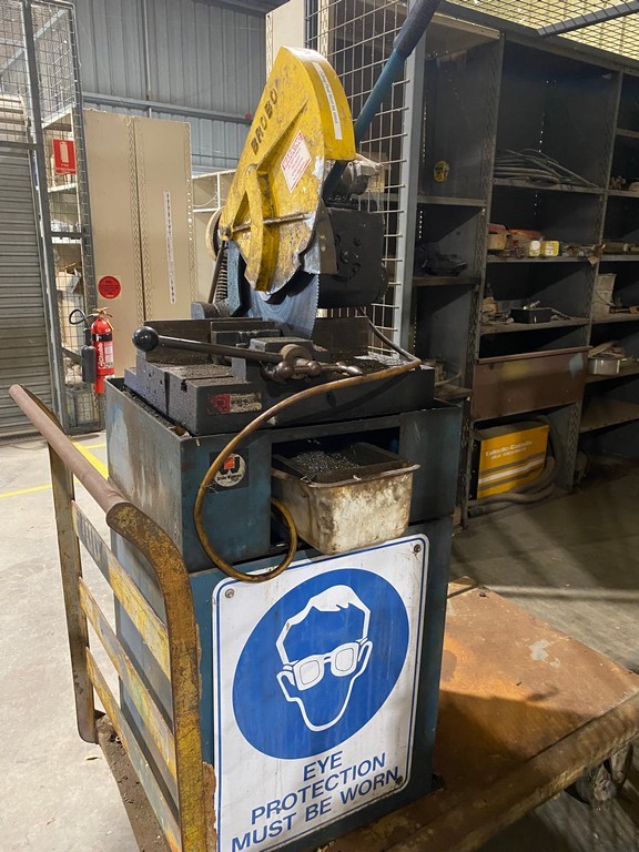 Brobo Saw with roller table Auction (00835053205) Grays Australia
