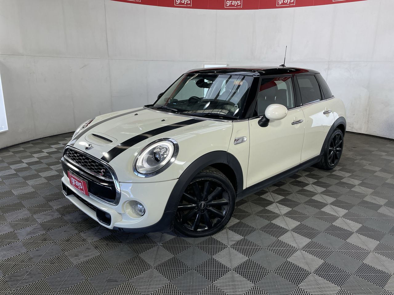 2016 Mini Cooper S F55 Automatic Wagon