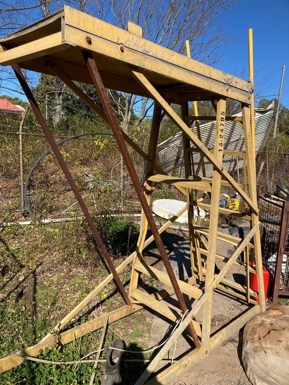 Shipping Containers, Stillage, Projection Screen, Etc