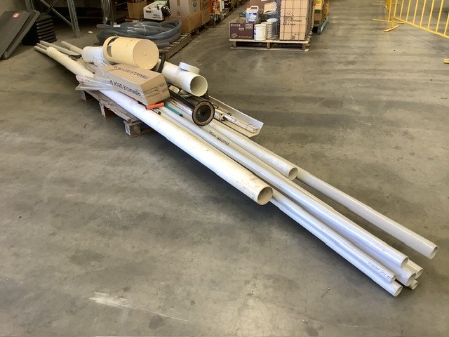 Unreserved Hardware and Workshop Equipement