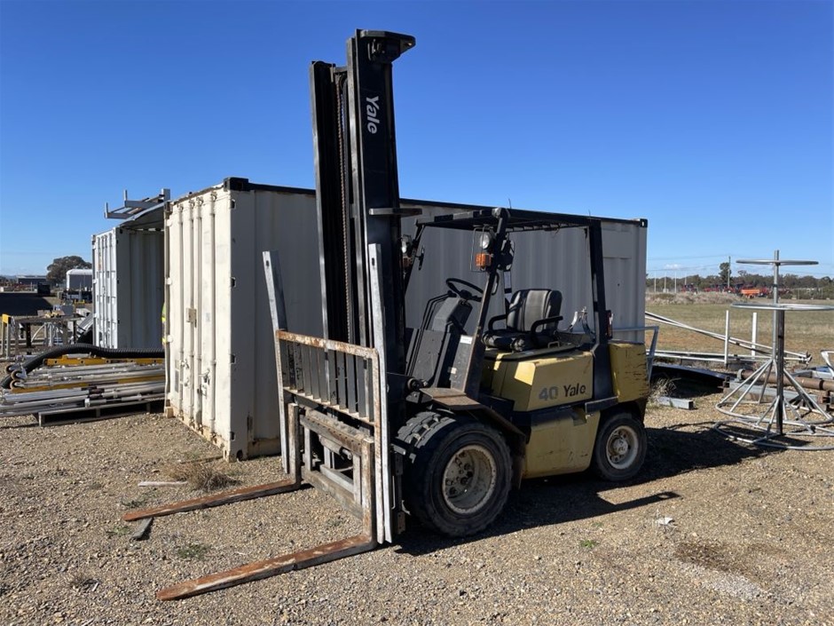 Forklifts, Plant and Metal Stock