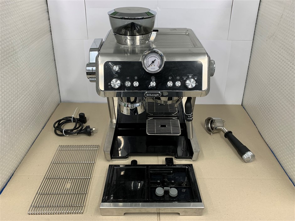1x Delonghi La Specialista Expresso Coffee Machine Auction (0050