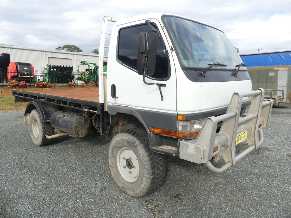 2001 Mitsubishi Canter 4WD Table Top Truck Auction (00225053328