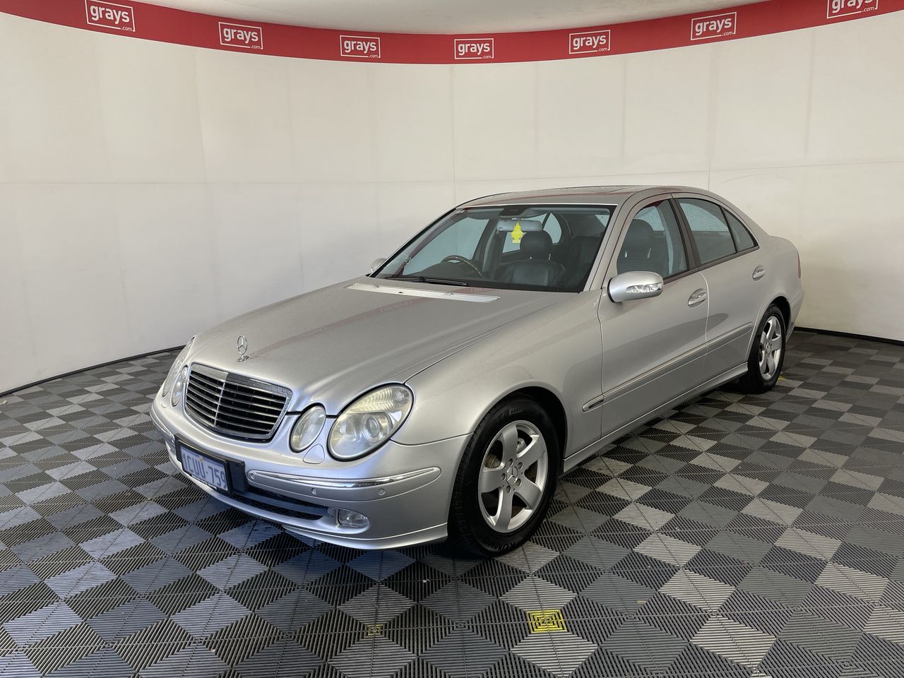 2004 Mercedes Benz E320 Elegance W211 Automatic Sedan Auction (0001 ...