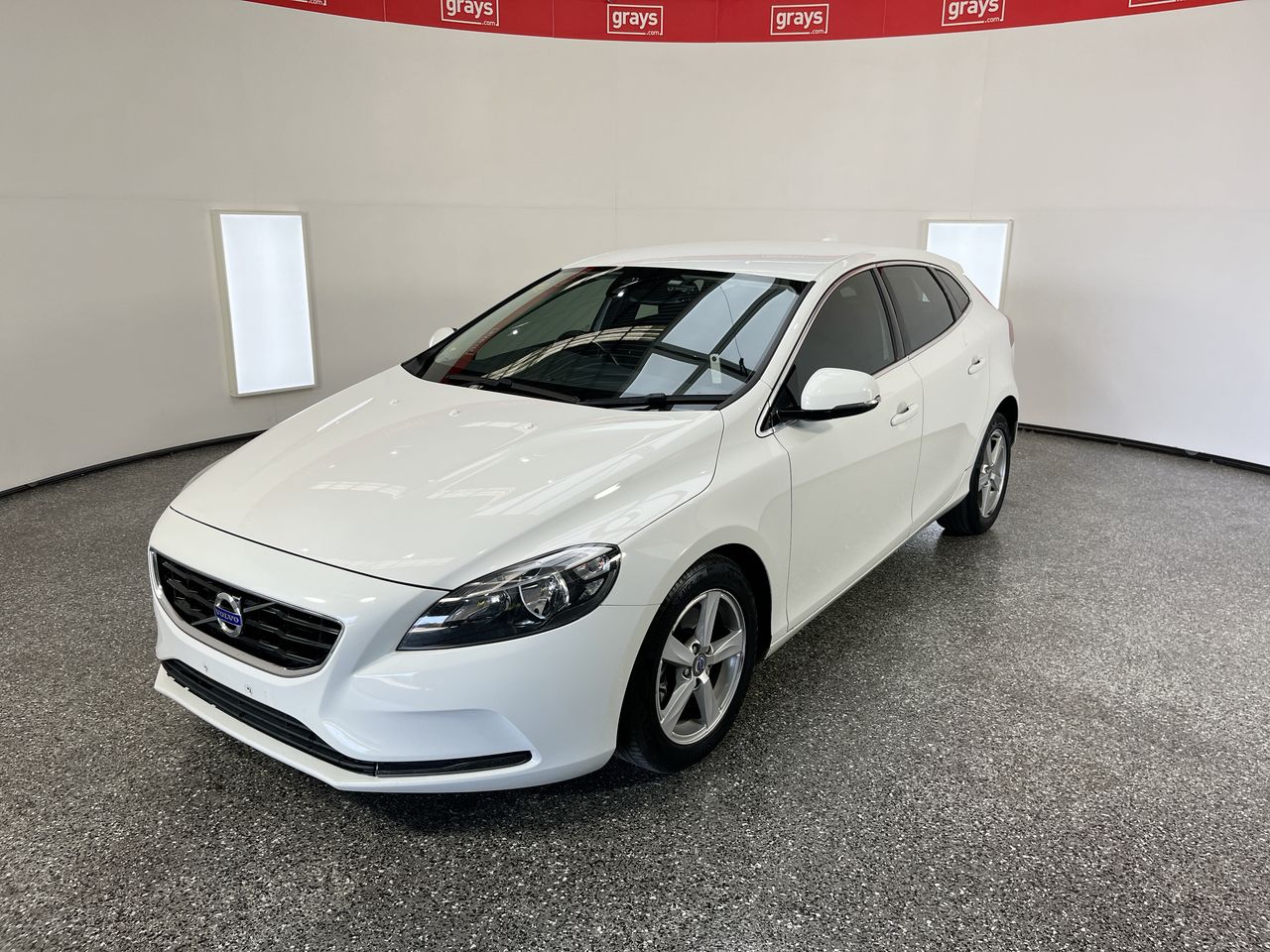 2014 Volvo V40 D2 Kinetic Turbo Diesel Automatic Wagon