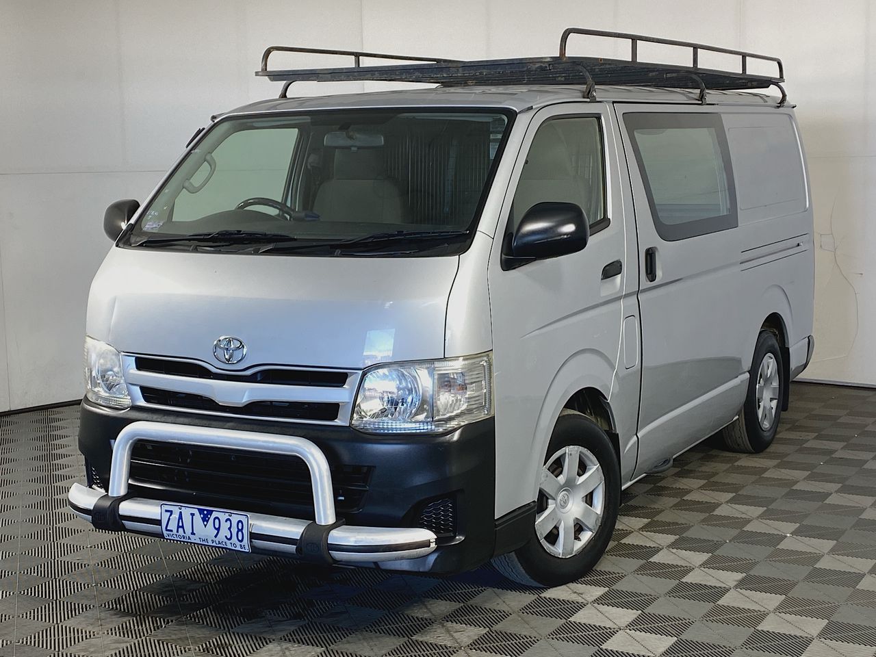 2012 Toyota HiAce LWB KDH201R T/D Auto