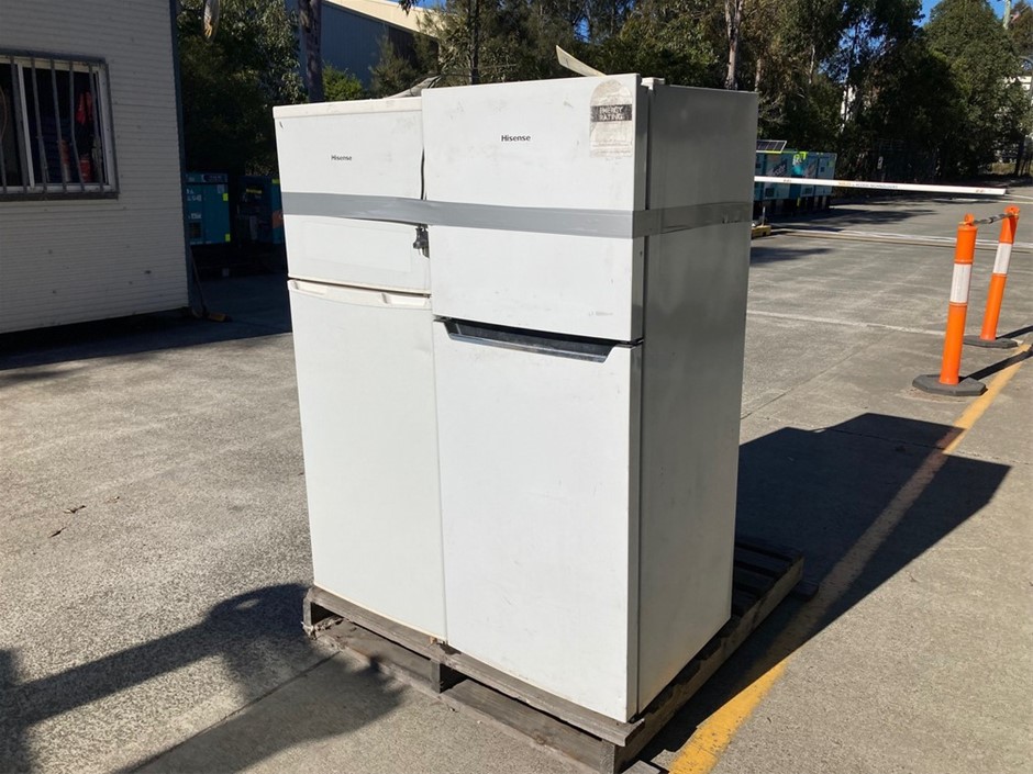 3x Refrigerator 230ltr (Newcastle) Auction (00625054404) Grays