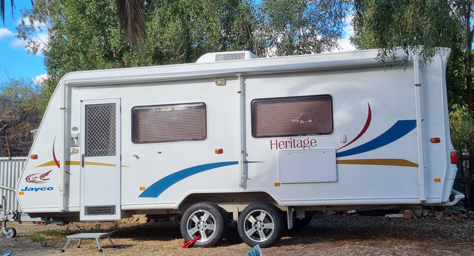 2005 JAYCO HERITAGE 30TH ANNIVERSARY CARAVAN