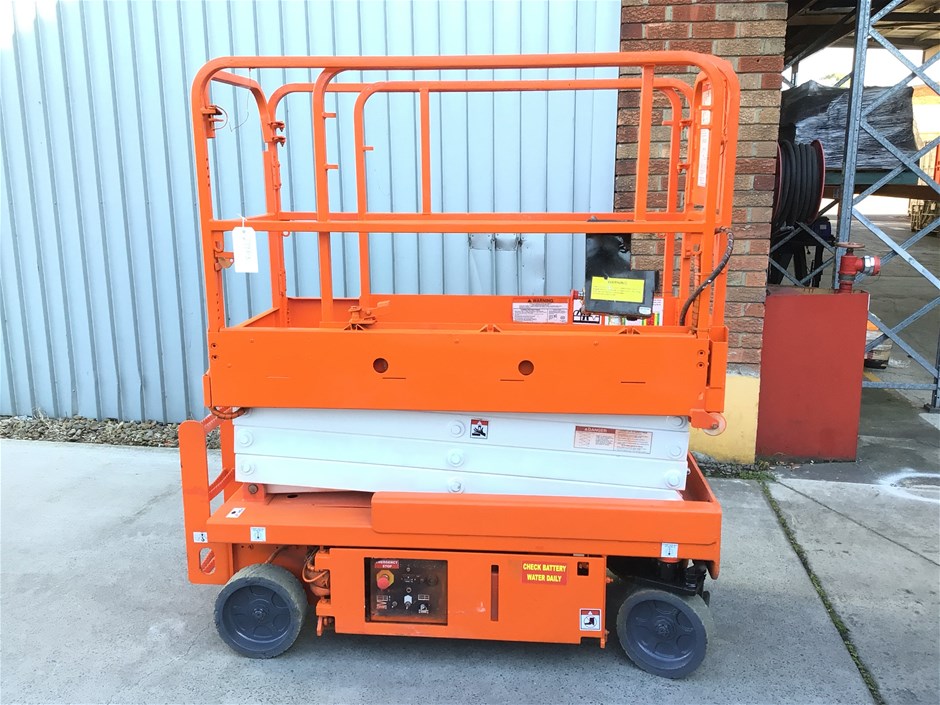 2014 Snorkel S1930E Scissor Lift Auction (00075054073) Grays Australia