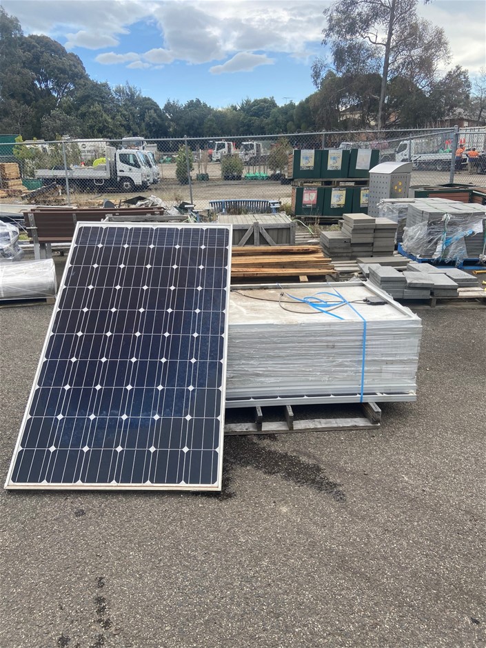 Council Auction - Pallets of Solar Panels, 1650mm x 1000mm