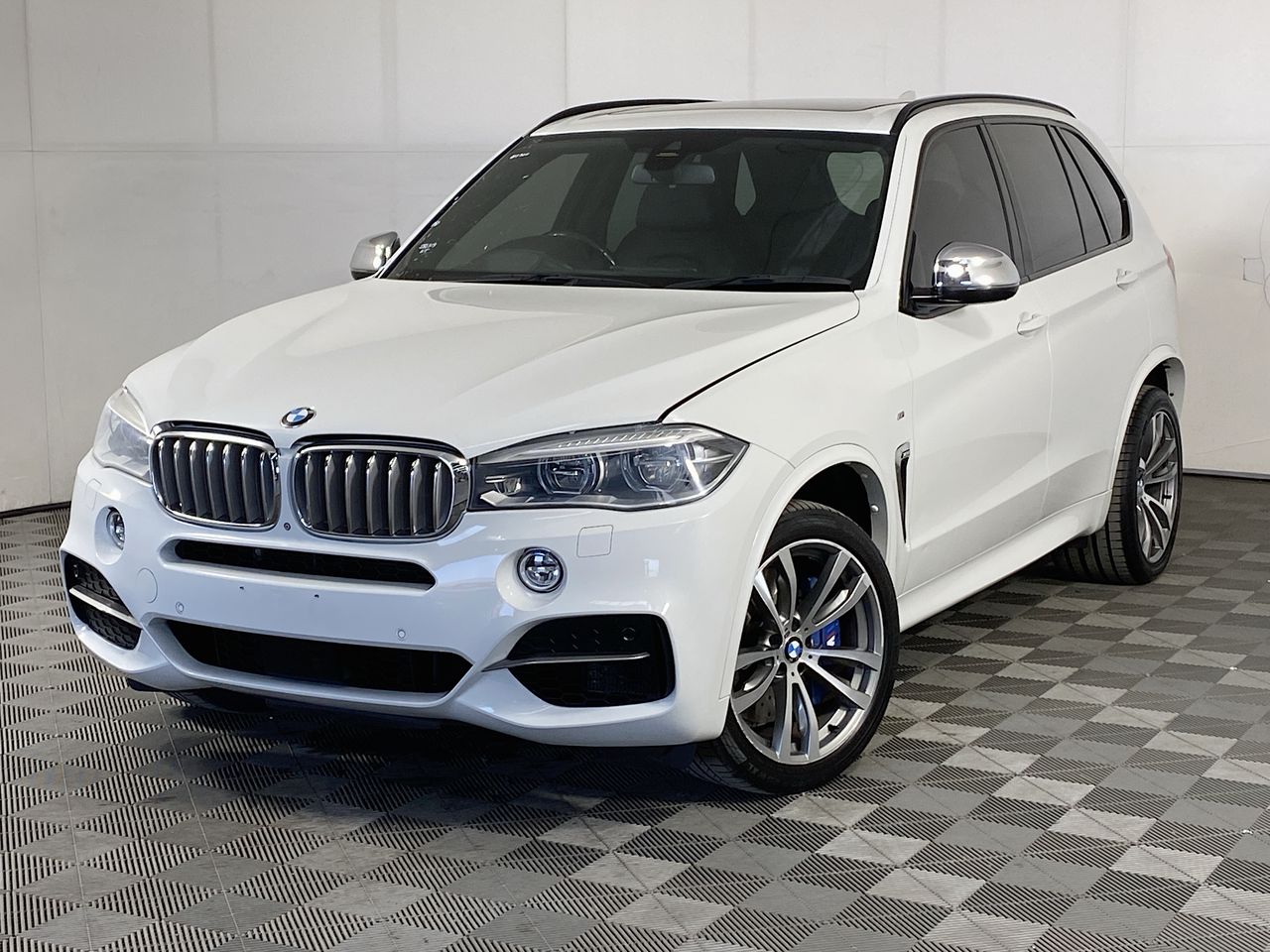 2013 BMW X5 M50d F15 Turbo Diesel Automatic - 8 Speed Wagon