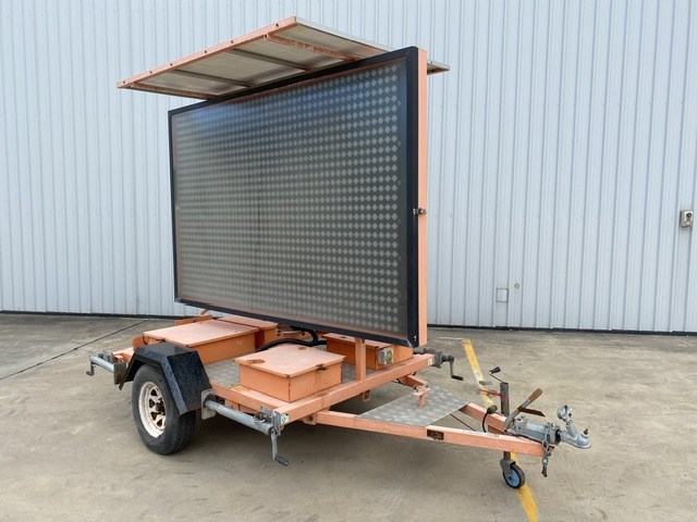 No Reserve Warehouse Clearance Sale       