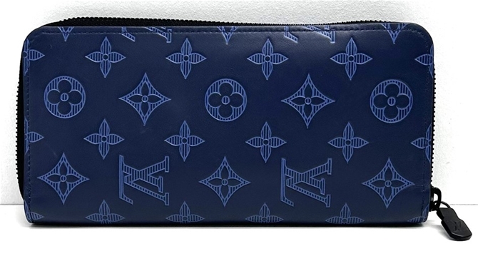 Louis Vuitton Navy Blue Monogram Shadow Zippy Long Wallet Auction  (0067-2555320)