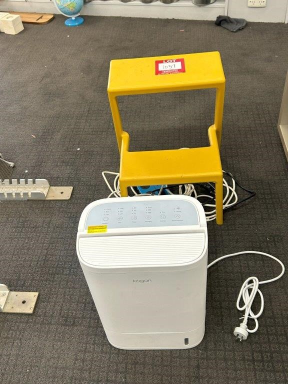 1 x Kogan Dehumidifier u0026 1 x Sunair Fan Heater Auction (1037-5054191) |  Grays Australia