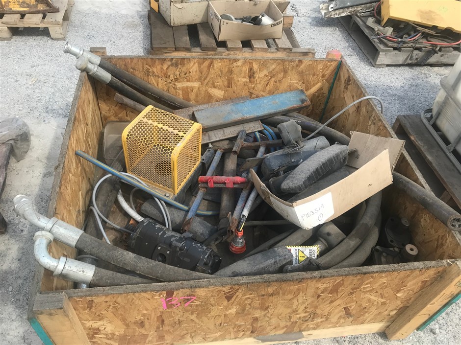 1 x Crate of Assorted Hydraulics Hoses Auction (0137-3027571) | Grays ...