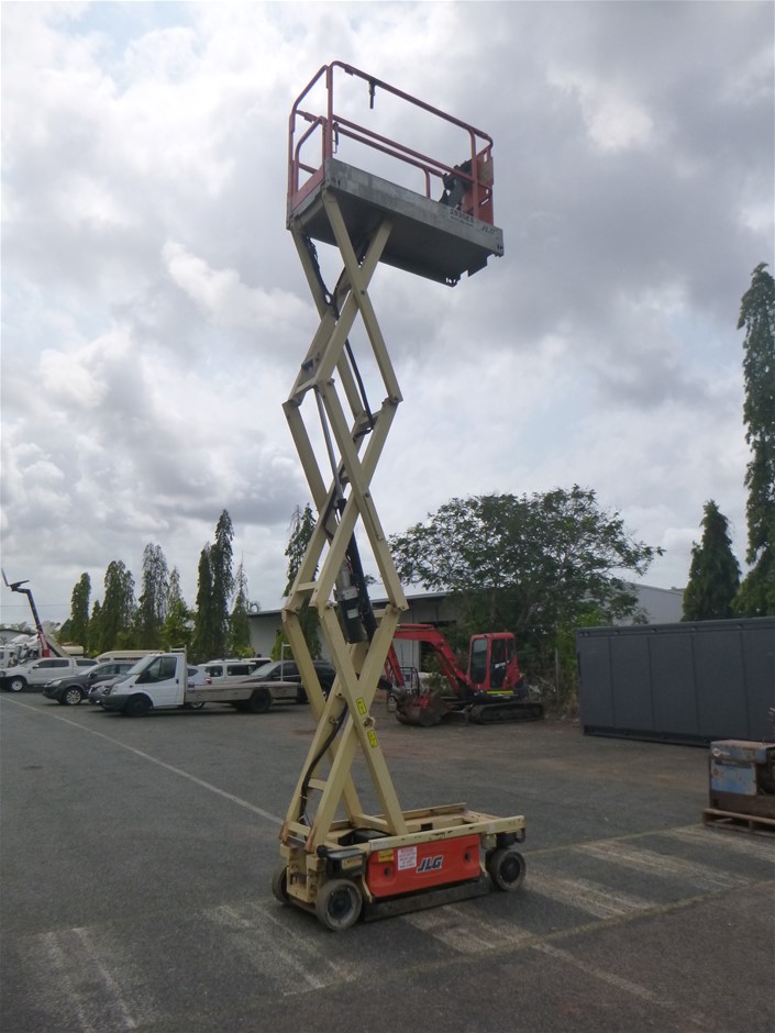 No Reserve Ex-Hire Excavation & Construction Equipment - NT