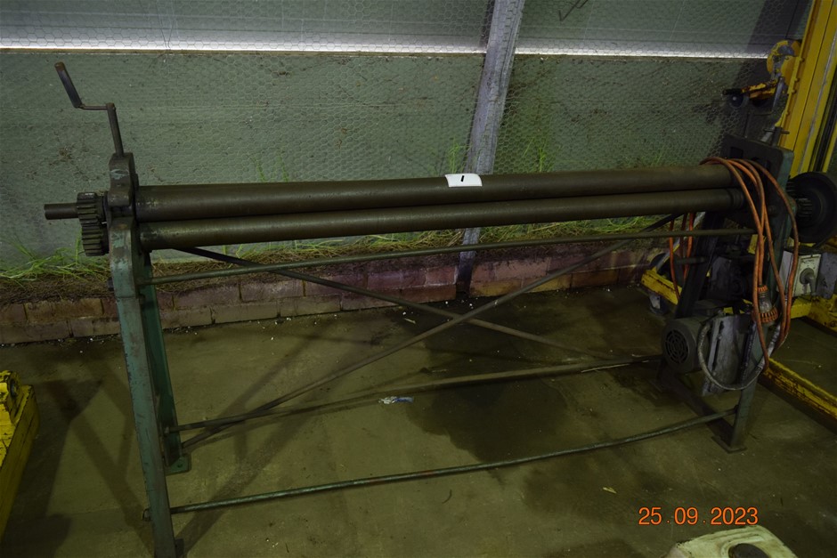 Tank Weld Rotator, Pyramid Roller, Gensets, Hyd. Jacks etc