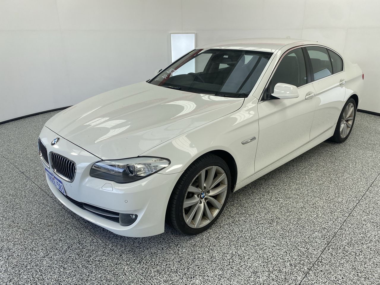 2010 BMW 5 Series 528i F10 Automatic - 8 Speed Sedan