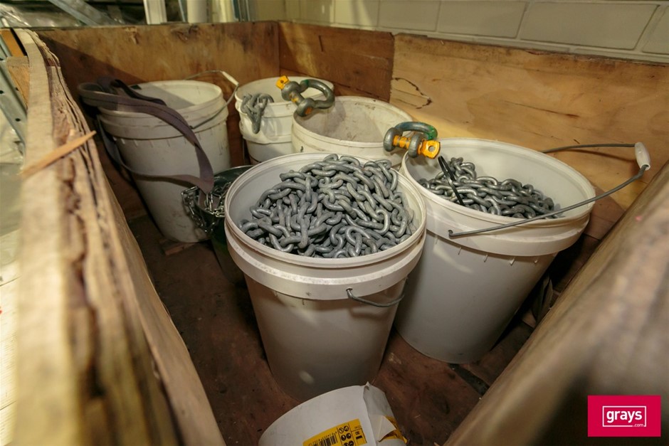 Quantity of Assorted Chains with Timber Crate Auction (1167-5054208 ...
