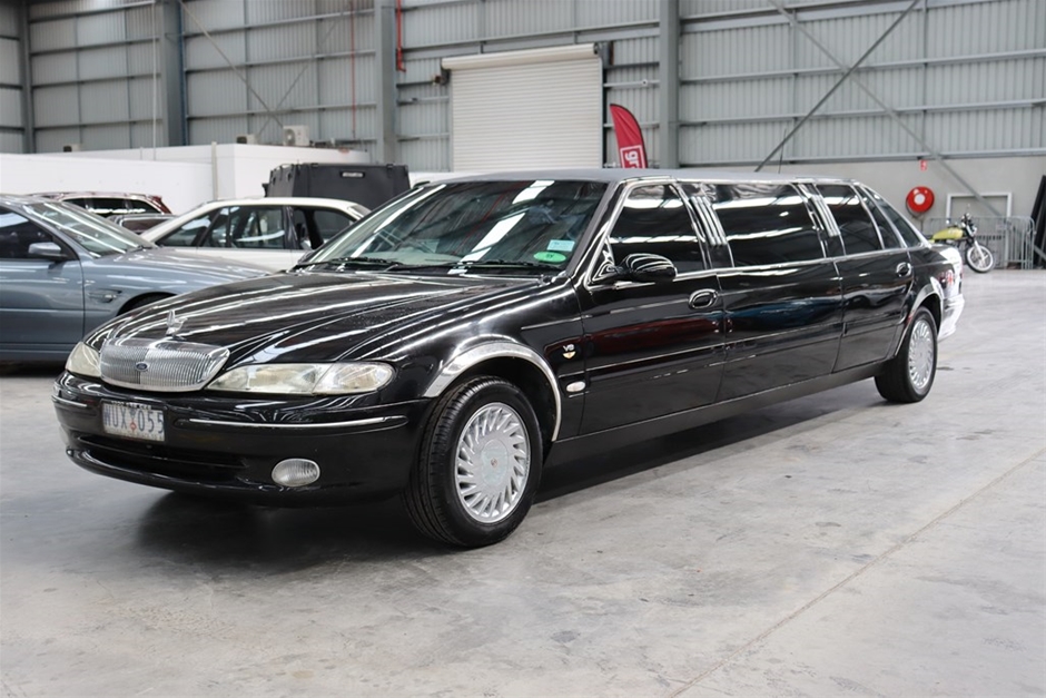1996 Ford LTD DF Automatic Limousine