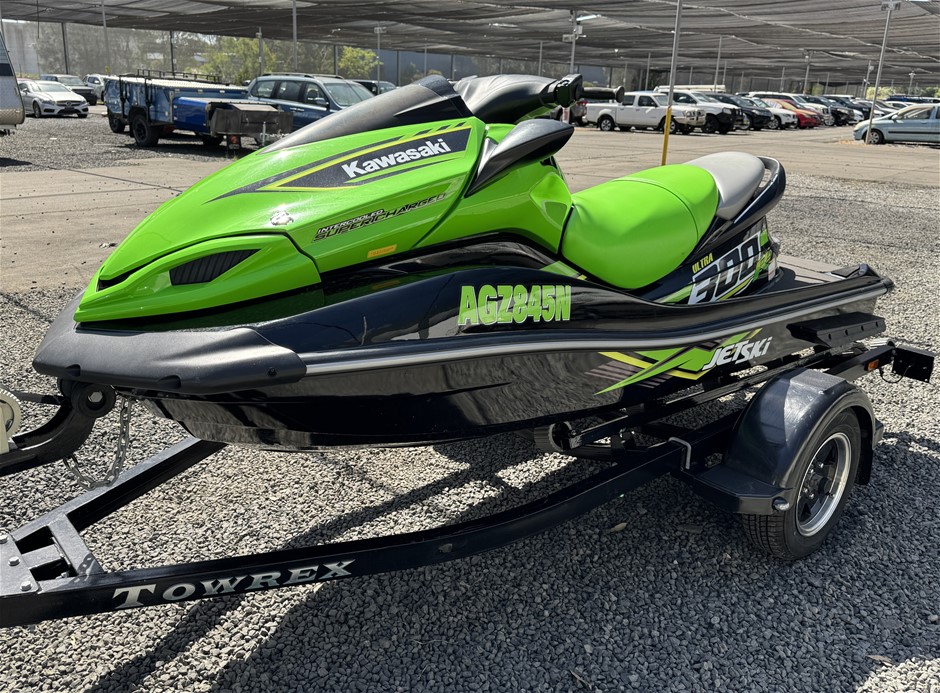KAWASAKI ULTRA 300 JETSKI- NO RESERVE