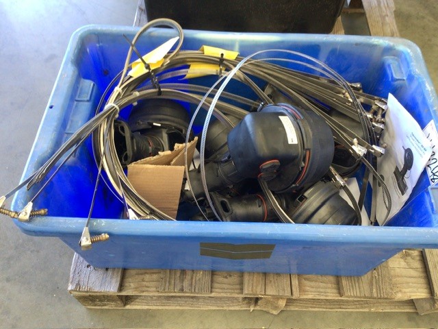 Tub Of Thermon Junction Boxes Auction (0011-9045603) | Grays Australia