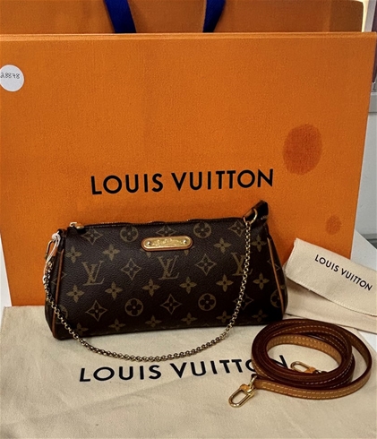Sold at Auction: Louis Vuitton, Louis Vuitton, Steamer Monogram Empreinte PM  Taurillon Leather Bag