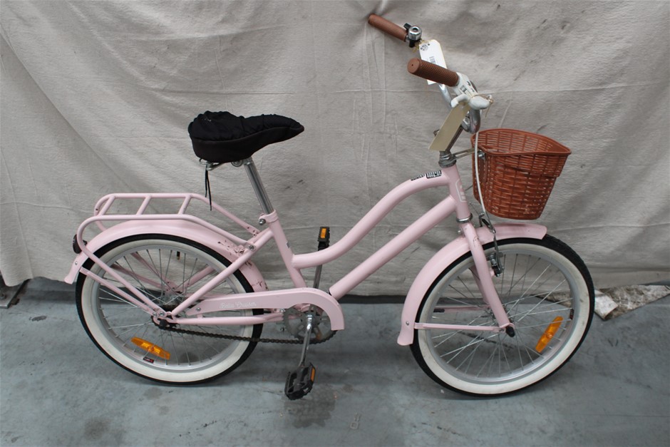 Kmart best sale pink bike