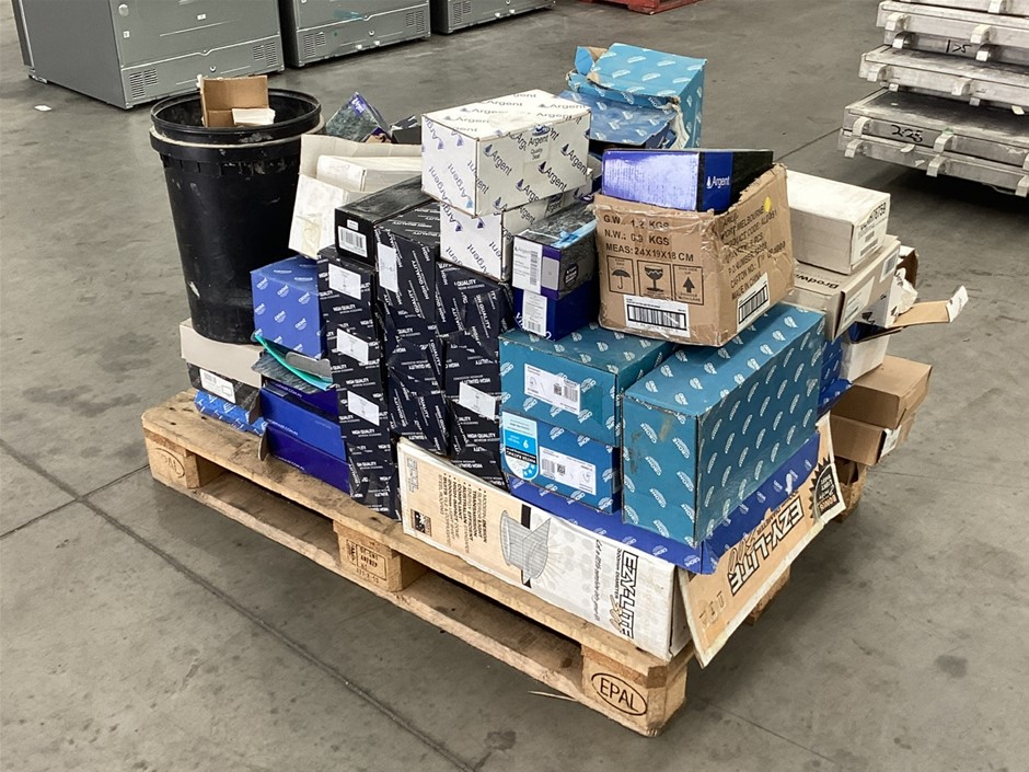 Pallet of Bathroom parts and accessories. Auction (0008-3027517 ...