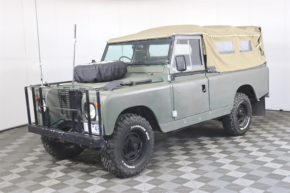 1970 Land Rover 109 Series II A 4x4 Manual Wagon