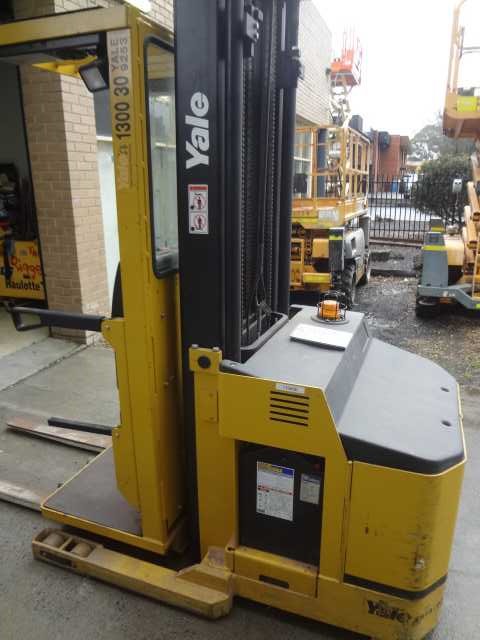 Scissor Lifts, Isle Order Picker & Pallet Mover  - Vic