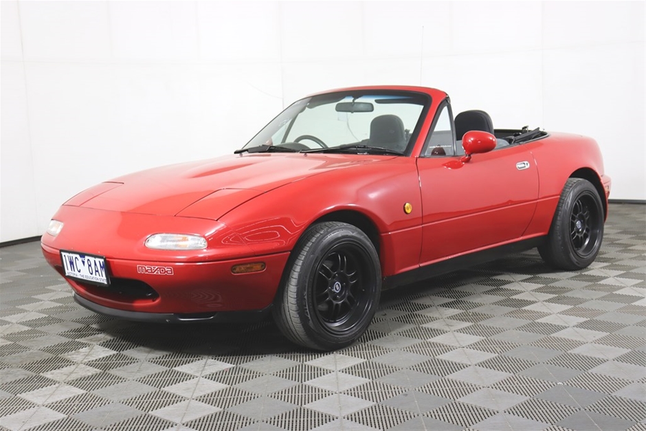 1990 Mazda MX-5 Manual Convertible