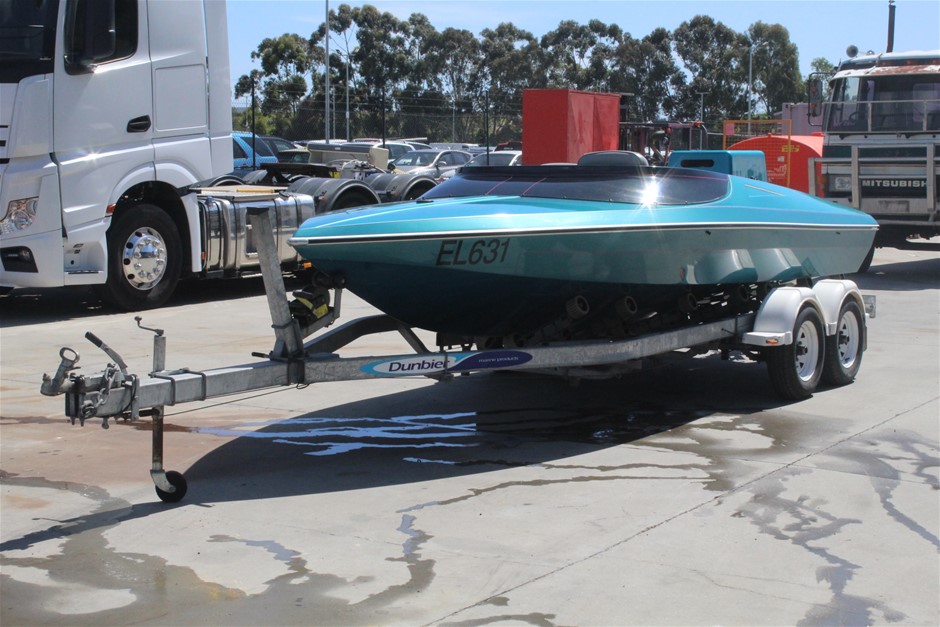 BULLET SKI BOAT 350 CHEV - NO RESERVE