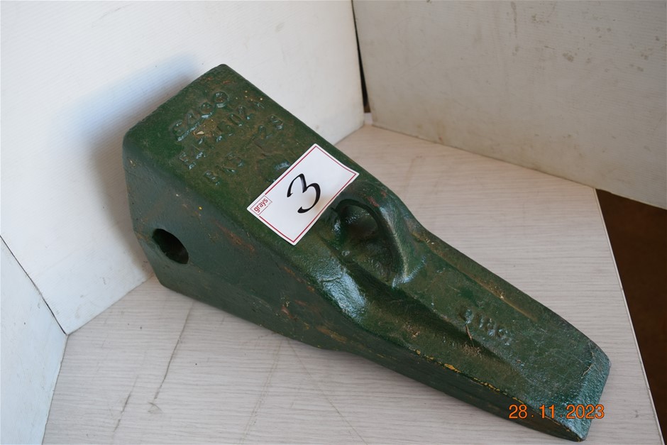 Unused Esco D9 Ripper Tip Auction (0003-9046801) | Grays Australia