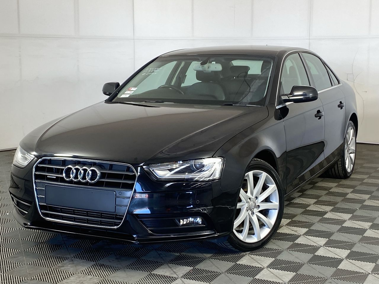 2013 Audi A4 2.0 TFSI Quattro B8 Automatic Sedan