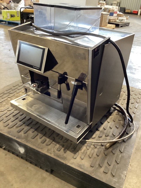 No Reserve : Thermoplan Black And White 3 Coffee Machine