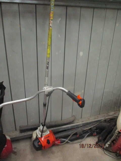 STIHL F5 130 Lawn Trimmer Auction 0053 3027616 Grays Australia