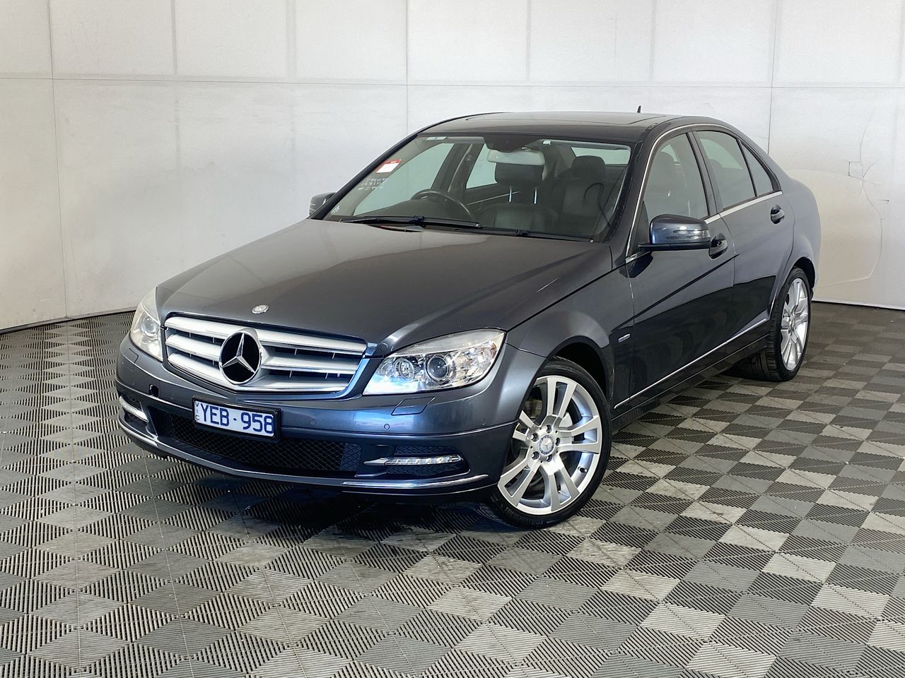 2010 Mercedes Benz C250 BE Avantgarde W204 Automatic Sedan Auction ...