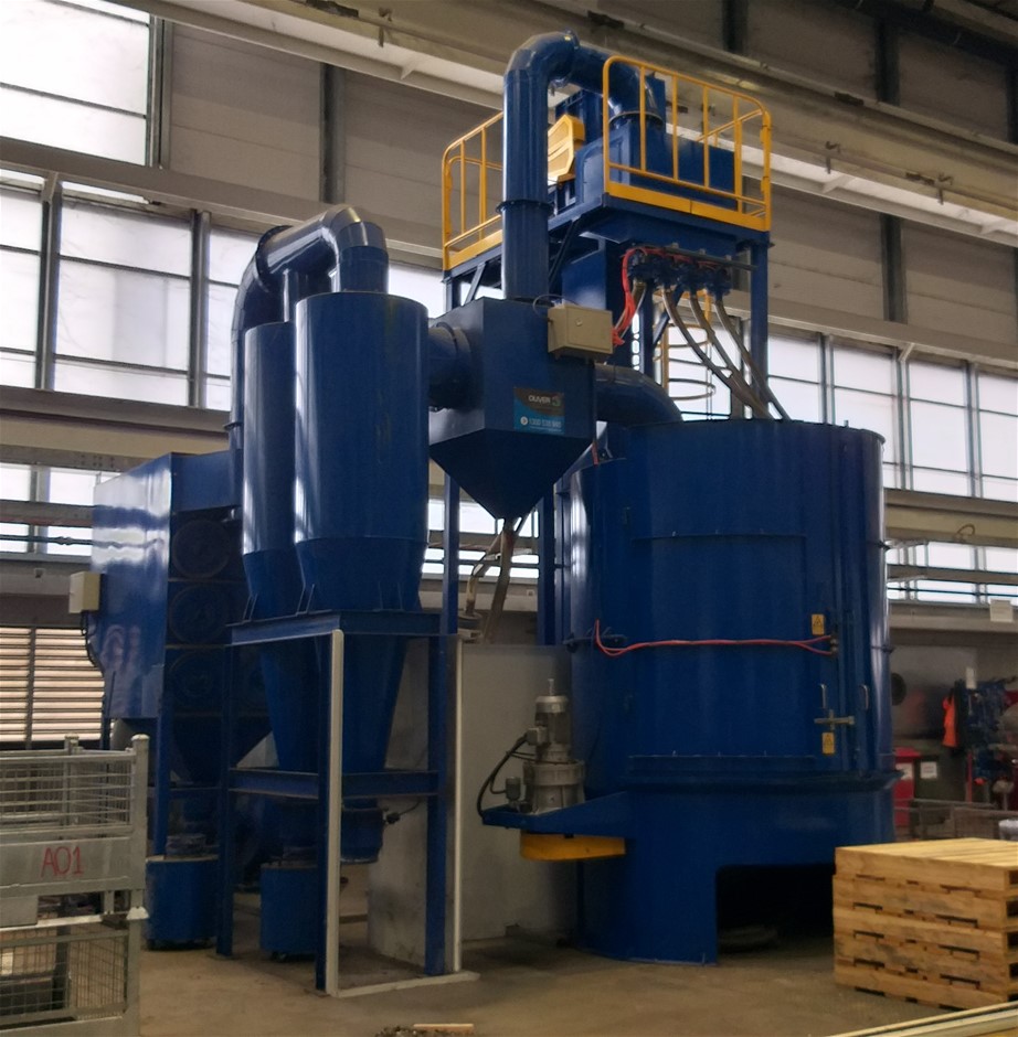 Clam Shell Shot Blast Machine