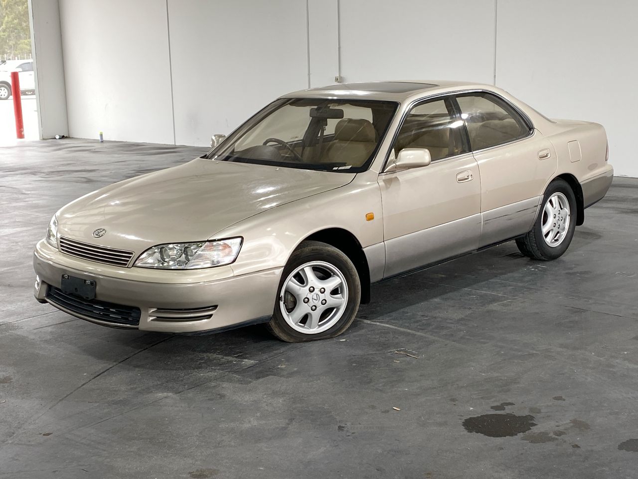 1992 Lexus ES ES300 Automatic Sedan