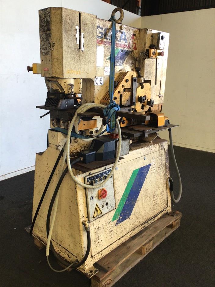 No Reserve: GEKA HYD 55 Hydraulic Metalworker