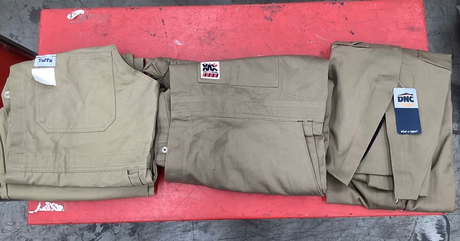 Assorted Brand/Size Overalls Auction (0054-3028202) | Grays Australia
