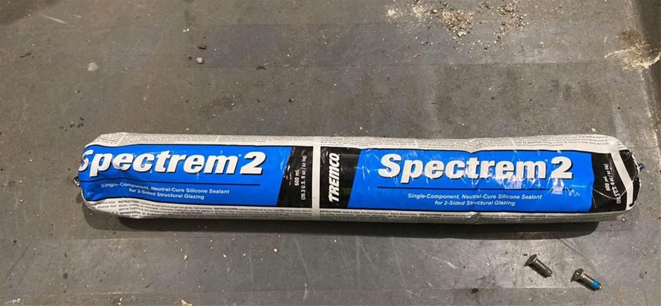 Spectrem 2 Sealant Auction (0021-3028243) | Grays Australia