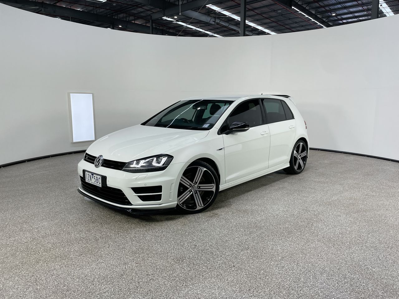2014 Volkswagen Golf R A7 Automatic Hatchback Auction (0001-20025827 ...