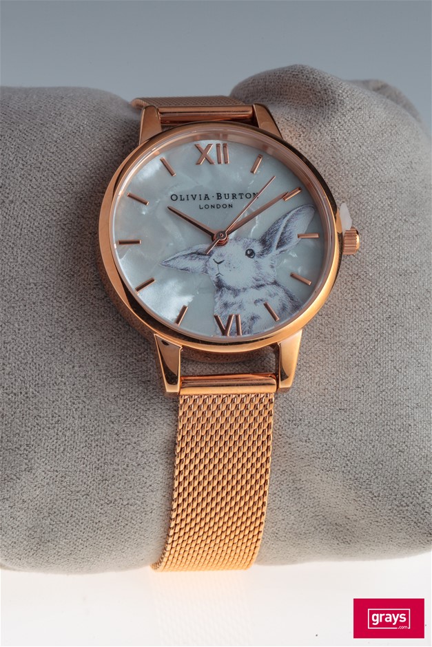 Olivia Burton Illustrated Animals Women's Watch - White Dial With Steel Strap, Mineral Crystal