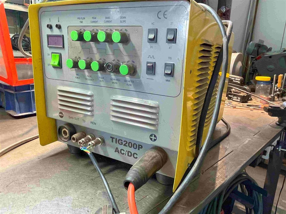 Weldmaster 200P AC/DC Pulse Tig Inverter Welder