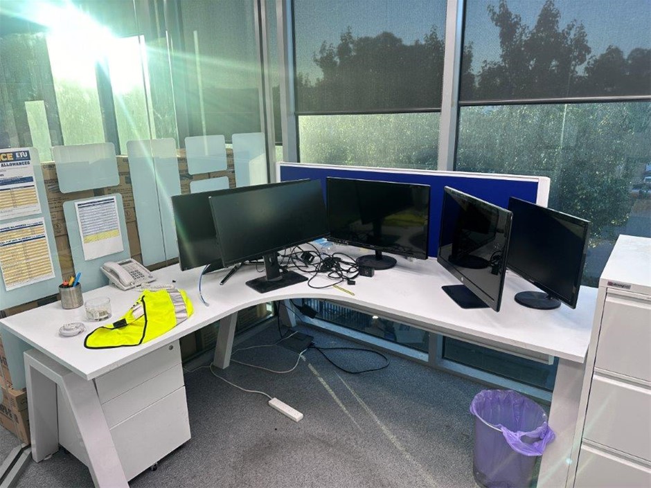 5x Assorted Monitors Auction (0181-3028486) | Grays Australia