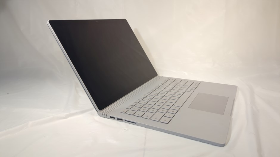microsoft surface book 2 13 inch i5 8gb 256gb