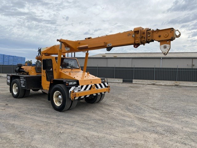 Truck & Franna Cranes, Tray Truck, Lifting Chains & More